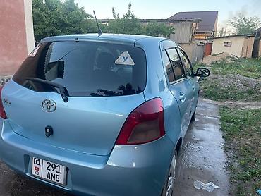 Toyota: Toyota Vitz: 2005 г., 1.3 л, Автомат, Бензин, Хэтчбэк — 4