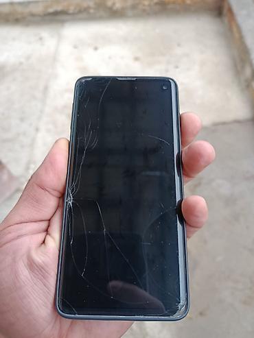 qara ekran şəkilləri: Samsung Galaxy S10, 128 GB, rəng - Qara, Qırıq — 3
