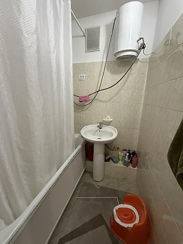 Продажа квартир: 3 комнаты, 56 м², 2 этаж — 8