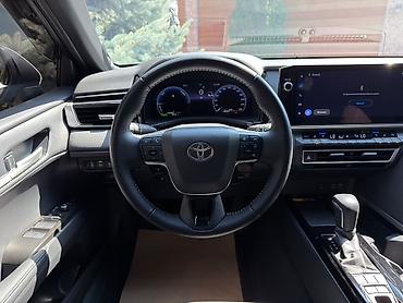 jetour dashing: Toyota Camry: 2025 г., 2.5 л, Автомат, Гибрид, Седан — 5