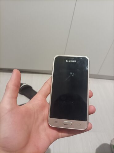 optimal samsung telefonlar: Samsung Galaxy J1 | 4 GB | rəng - Qızılı