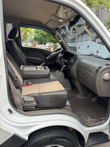 Hyundai: Hyundai Porter: 2019 г., 2.5 л, Типтроник, Дизель, Универсал — 8