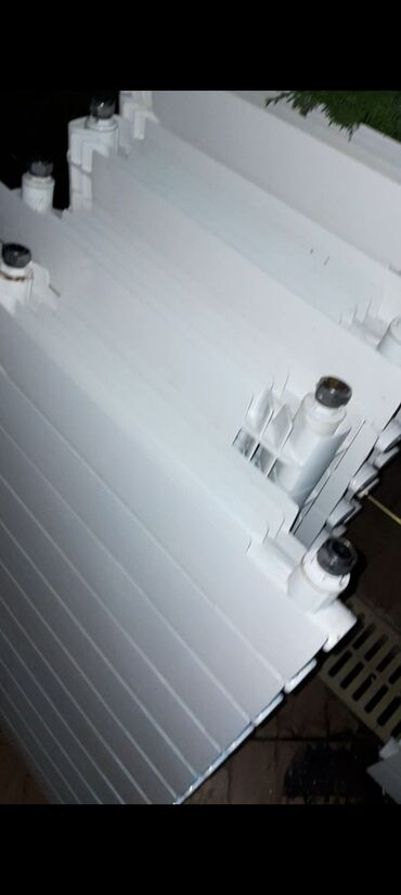 1 tonluq su çəni: Seksiyalı Radiator Alüminium
