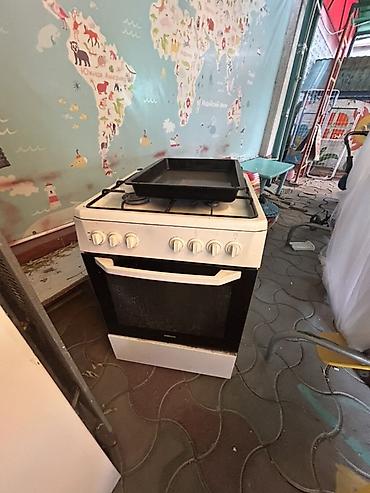 противень: Газовая плита с духовкой, белая, напольная. Характеристики: - 4 — 1