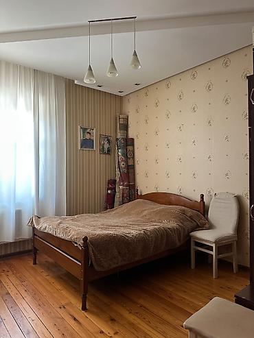 yeni ramanida ev: 4 otaqlı, 145 kv. m, Kredit yoxdur, Orta təmir — 7