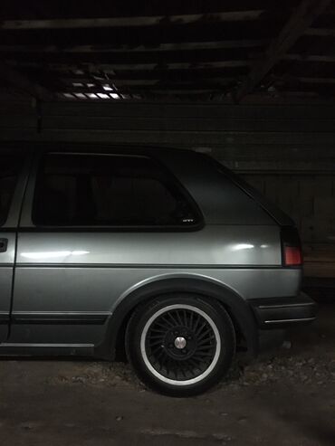 Volkswagen: Volkswagen Golf: 1987 г., 1.3 л, Механика, Бензин, Купе