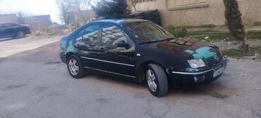Volkswagen Bora: 1.6 l | 2003 il Sedan