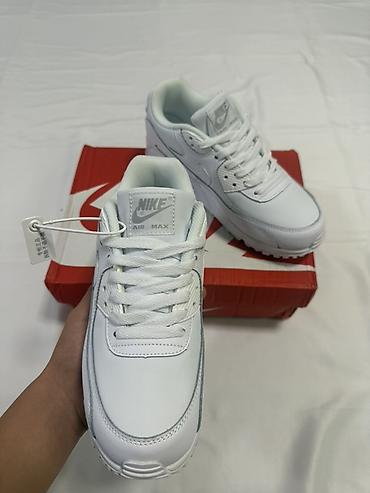 джорданы бишкек оригинал: Эркектердин кроссовкасы, 41, Nike, Жаңы, түсү - Ак — 3