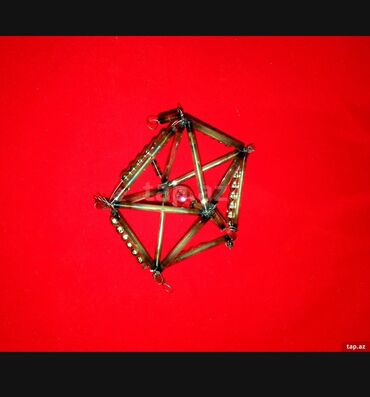 Yeni il oyuncaqları və bəzəkləri: SSSR dövrünün yeni il aksesuarları. Şəkillərin ardıcılığı ilə — 10