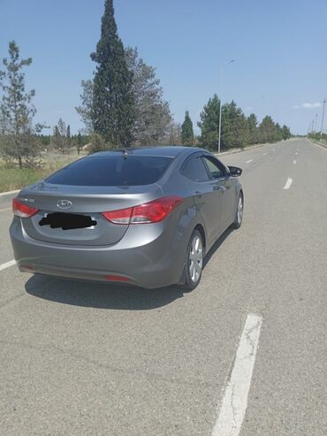 фольксваген пассат б5 1 8 турбо: Hyundai Elantra: 1.8 l | 2011 il Sedan