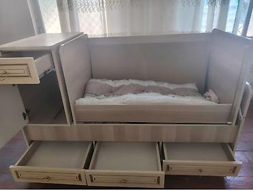 kombi skaf: Uşaqlar üçün funksional beşik/çarpayı kombi - Material: laminat ağac — 4