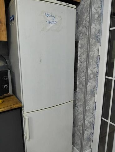 Техника для напитков: ATLANT soyuducu. tam işlək vəziyyətdə. hundurluk 1.85