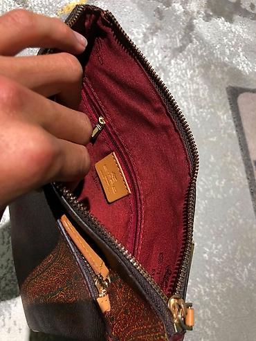 avangard style: Сумка Etro через плечо с фирменным узором paisley. Модель выполнена в — 4