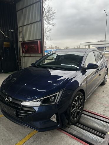 Hyundai: Hyundai Avante: 2018 г., 1.6 л, Автомат, Бензин, Седан