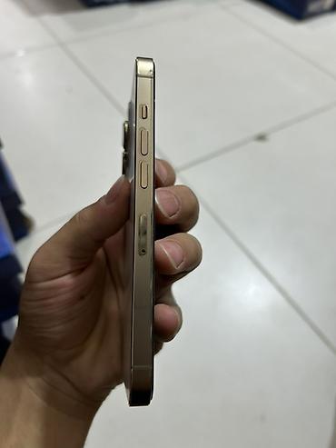 iphone 5s ekranı: IPhone 13 Pro, Qızılı, Face ID — 2