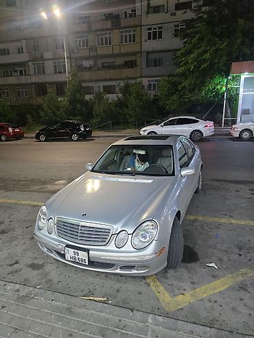 mercedec: Mercedes-Benz E-Class: 3.2 l | 2006 il Sedan — 5