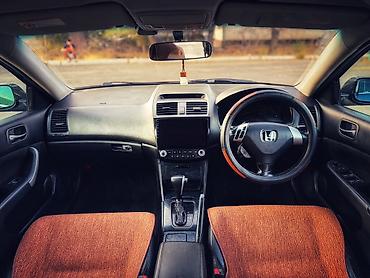 механика правый руль: Honda Accord: 2004 г., 2 л, Автомат, Бензин, Седан — 7