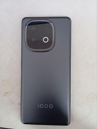 интерактив: Vivo iQOO Neo, Б/у, 256 ГБ, цвет - Черный, 2 SIM — 3