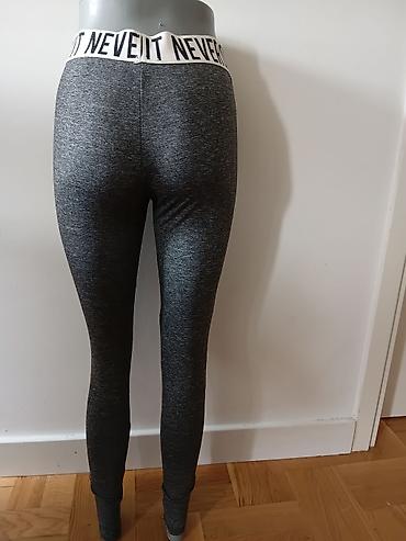 Personal Items: Dvodijelni sportski set – top i helanke - Boja: nežno plava sa belim — 6