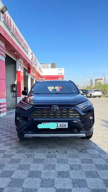 new rais: Toyota RAV4: 2021 г., 2.5 л, Гибрид, Кроссовер — 3