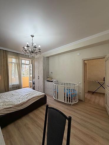срочно продаю: 3 комнаты, 96 м², Советская/Скрябина Элитка, 2 этаж — 8