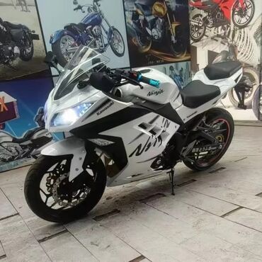 мото чопер: Спортивный байк Kawasaki Little Ninja 2. Исключительная