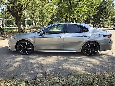 Toyota: Toyota Camry: 2019 г., 2.5 л, Автомат, Бензин, Седан — 2