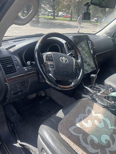 таета креста: Toyota Land Cruiser: 2010 г., Автомат, Газ, Внедорожник — 4