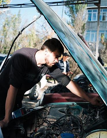 трактор дыты: Автосервис/гаражные боксы ремонт моновпрыска Aubi Passat В3/В4 Golf — 2
