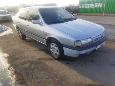 byd авто: Nissan Primera: 1993 г., 2 л, Механика, Бензин, Хетчбек