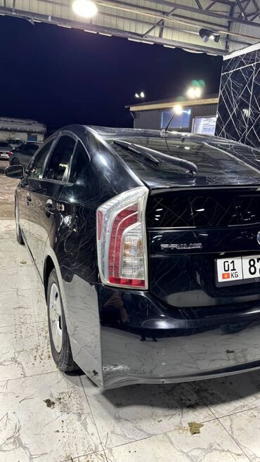 Toyota: Toyota Prius: 2015 г., Гибрид — 14