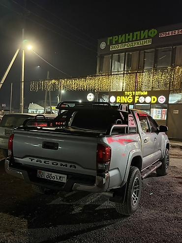 целика: Toyota Tacoma: 2021 г., 3.5 л, Автомат, Бензин, Пикап — 4