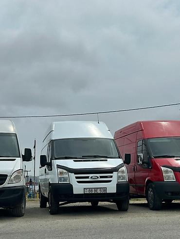 sprinter satisi: Mercedes-Benz Sprinter markalı ağ rəngli yük avtomobili. Geniş yük — 4