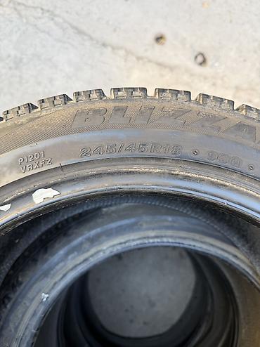 12 4 28: Шины 245 / 45 / R 18, Зима, Б/у, Комплект, Легковые, Япония, Bridgestone — 4