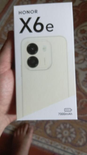 honor yeni: Honor X6, 256 GB, rəng - Ağ — 2