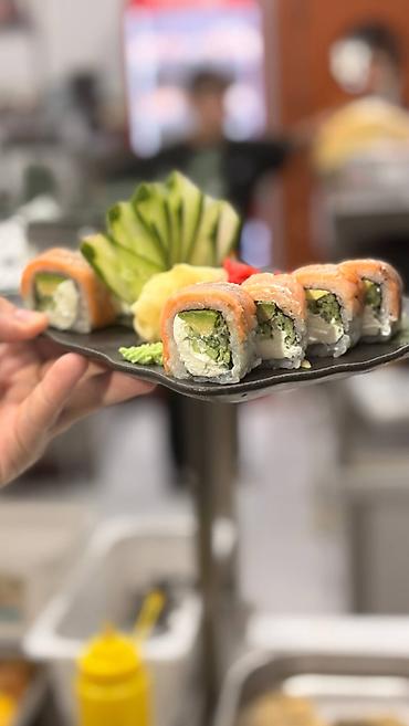 Aşpazlar: Ag seherde yerleshen THE NOOK restoranina tecili tecrubeli sushist — 1