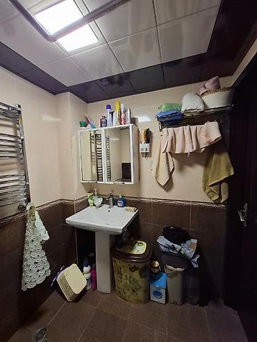 agsuda ev satilir: Bakıxanov qəs., 3 otaqlı, Yeni tikili, 92 kv. m — 10