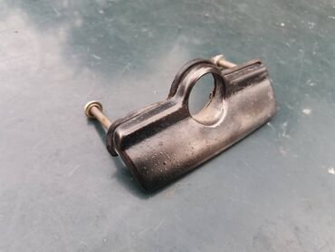 Auto delovi: Rucka za podizanje zadnjih vrata Lada 2104 Karavan. Polovno, ocuvano — 2