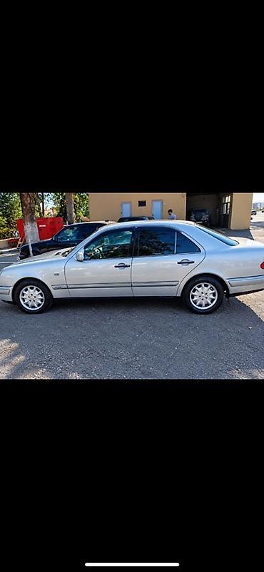 w210 kardan: Mercedes-Benz E 240 - Kuzov: 4 qapılı sedan, gümüşü rəng - Nömrə — 3