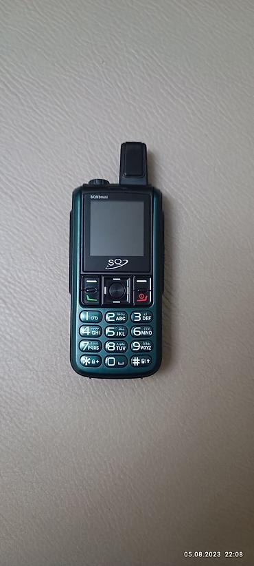SQ93 mini düyməli mobil telefon - Kompakt korpus, üst hissədə sabit
