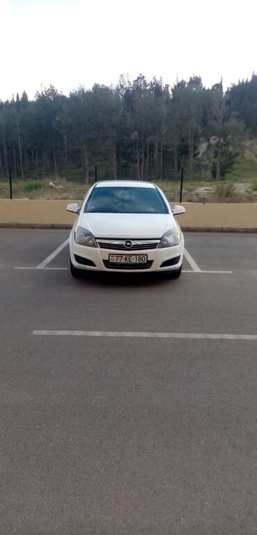 Opel: Opel Astra: 1.3 l | 2009 il 170500 km Universal