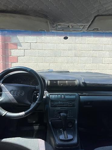 Audi A4: 1995 г., 1.8 л, Автомат, Бензин, Седан — 9