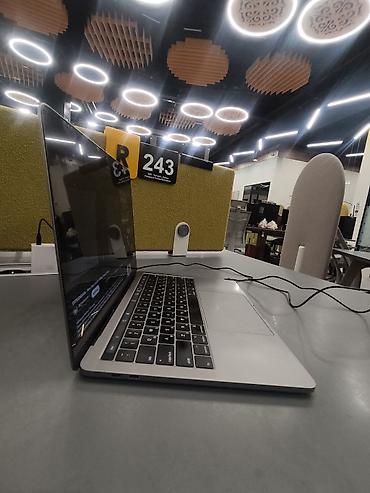 Apple MacBook Pro 13" - Корпус: алюминий, цвет Silver. Компактный и