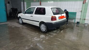 Volkswagen: Volkswagen Golf: 1992 г., 1.6 л, Механика, Бензин, Купе