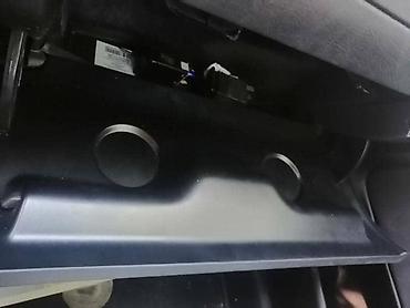 pezo 1: KASETA ZA VOLKSWAGEN GOLF 4 | Kaseta-Ladica Golf 4 Delovi Golf 4 — 2
