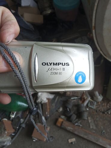 айфон 14 про мах китай: Пленочная камера Olympus Zoom 80 с компактным корпусом серебристого