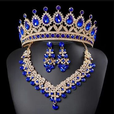 Setovi nakita: ⚡Setovi 
⚡Kruna, mindjuše, ogrlica
⚡Cena 2800 din — 2