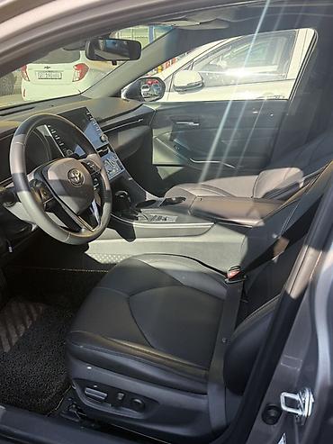xpeng g3: Toyota Avalon: 2020 г., 2.5 л, Автомат, Гибрид, Седан — 4