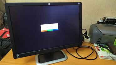 HP LCD Colour Monitor Model: L2208W Girişləri: DC AC, VGA 22-inch