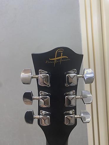 gitara yolona: Akustik gitara, Yamaha, 6 sim, İşlənmiş, Ödənişli çatdırılma, Ünvandan götürmə — 5